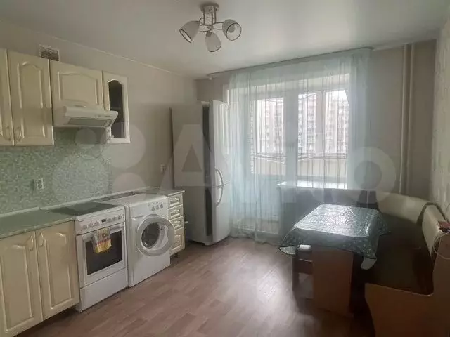 1-к. квартира, 38 м, 5/10 эт. - Фото 0