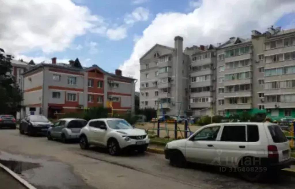 4-к кв. Амурская область, Благовещенск ул. Горького, 112 (132.3 м) - Фото 2