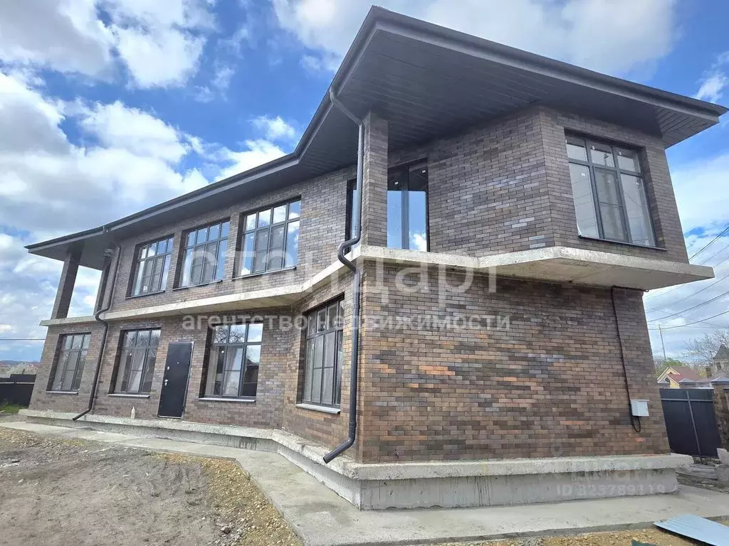 Дом в Ставропольский край, Ессентуки Октябрьский пер. (200 м) - Фото 2