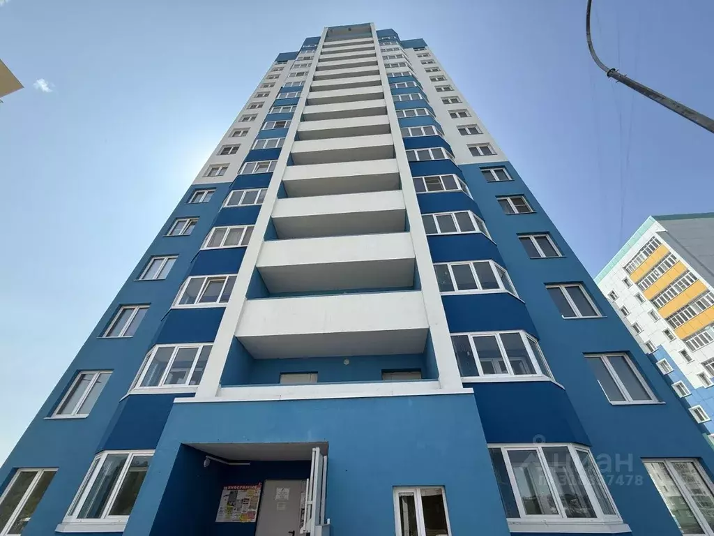 2-к кв. Мордовия, Саранск ул. Сураева-Королева, 9 (62.0 м) - Фото 0