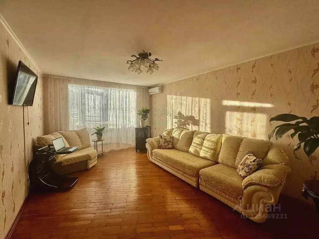 3-к кв. Севастополь ул. Астана Кесаева, 16 (74.5 м) - Фото 2