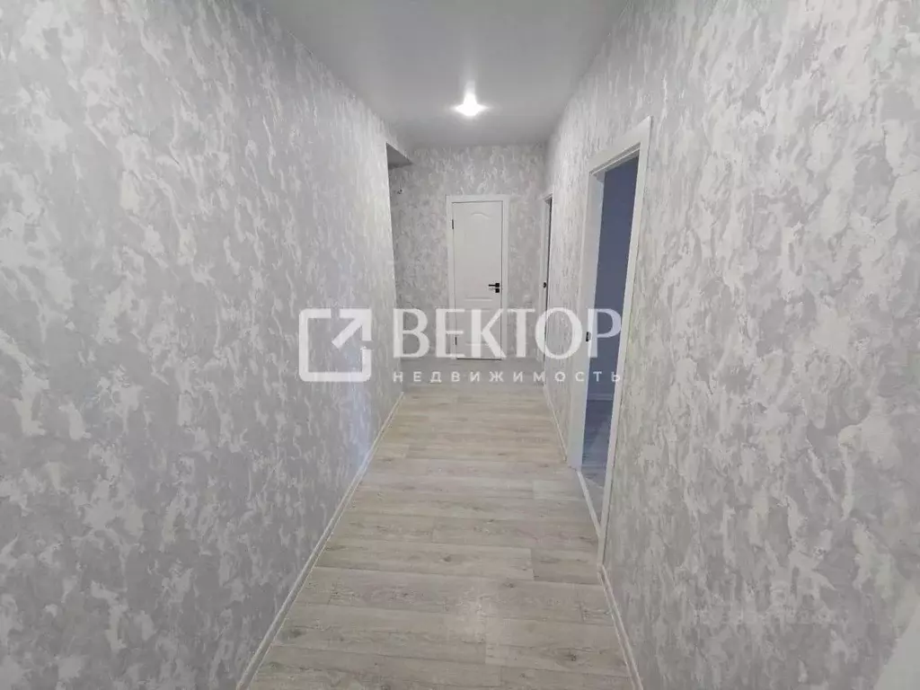 3-к кв. Ярославская область, Ярославль ул. Комкора Хрипина, 3 (67.26 ... - Фото 1