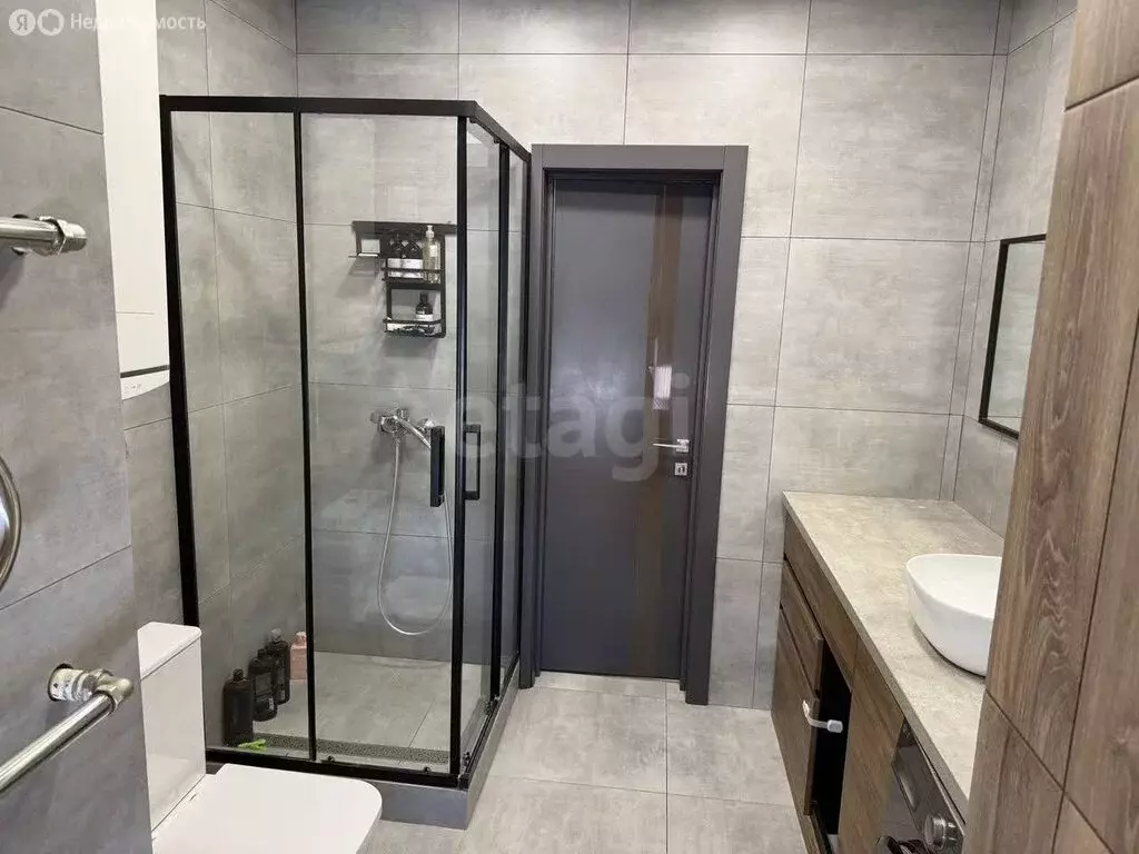 2-комнатная квартира: деревня Кисловка, микрорайон Северный, улица ... - Фото 1