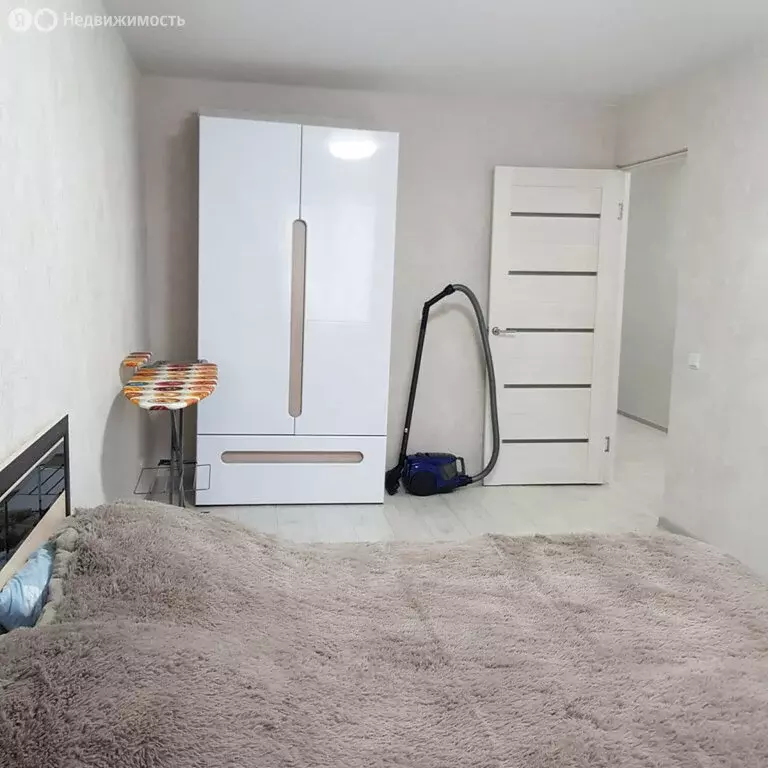 2-комнатная квартира: Губаха, проспект Свердлова, 6А (45 м) - Фото 0