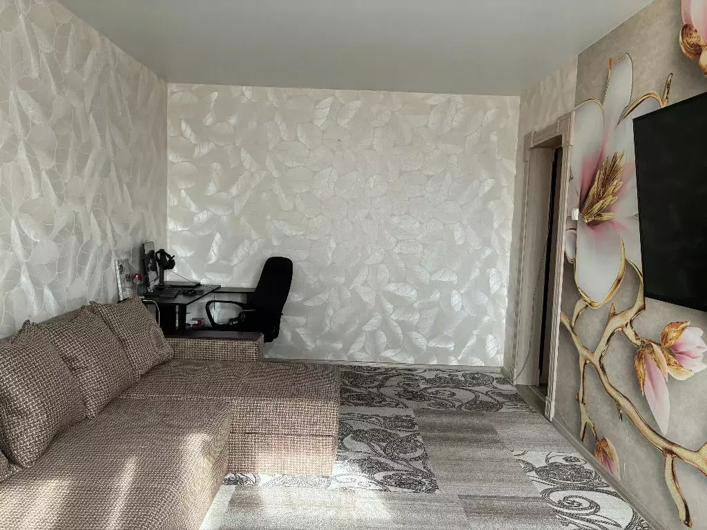 Продается 2-комнатная квартира - Фото 1