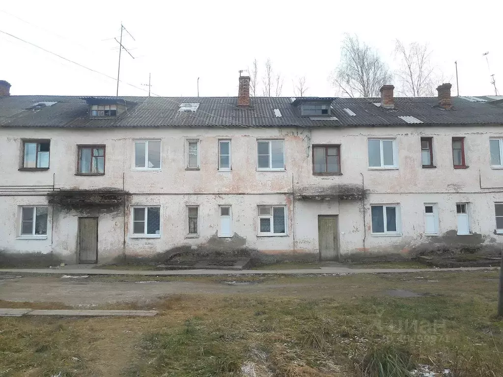 3-к кв. Вологодская область, Сокол ул. Водников, 25 (53.8 м) - Фото 0