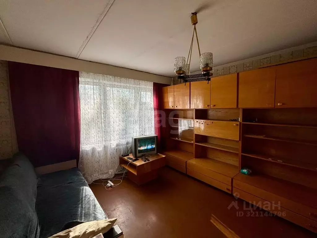1-к кв. Псковская область, Остров ул. Шумейко, 8 (28.5 м) - Фото 0