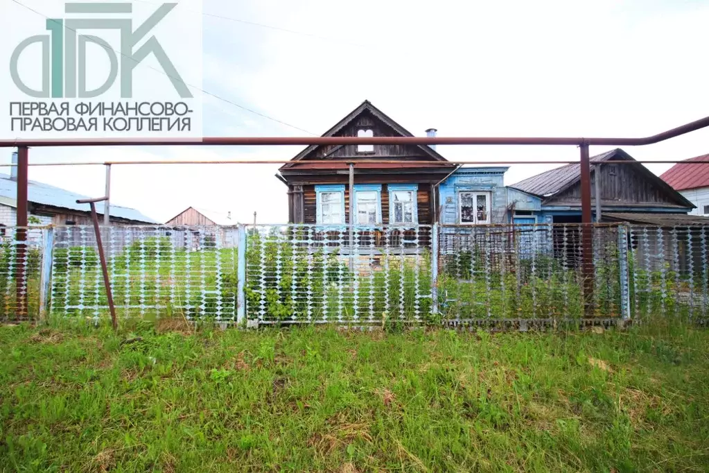 Дом в Нижегородская область, Арзамас городской округ, с. Красное ул. ... - Фото 0