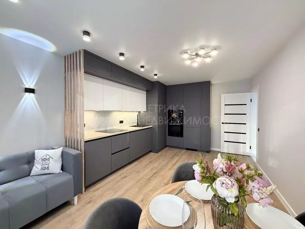 3-к кв. Тюменская область, Тюмень ул. Константина Посьета, 7 (86.3 м) - Фото 1