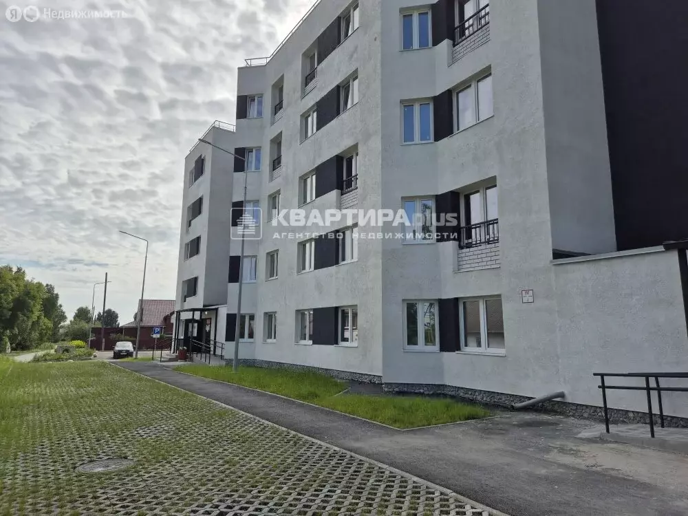 Квартира-студия: Невьянск, Заводская улица, 4А (33.9 м) - Фото 0