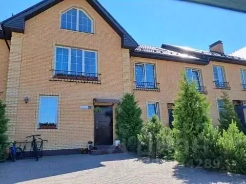 Таунхаус в Ленинградская область, Ломоносовский район, д. Низино ул. ... - Фото 1