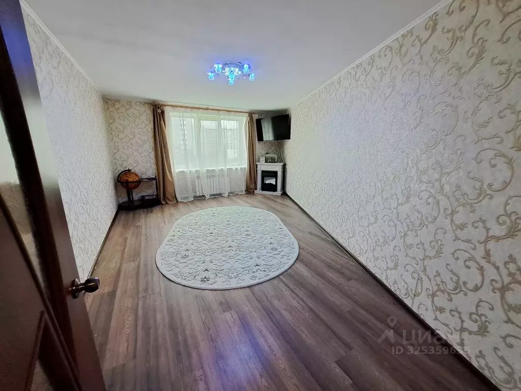 4-к кв. Курганская область, Курган Заозерный жилрайон, 5-й мкр, 3 ... - Фото 1