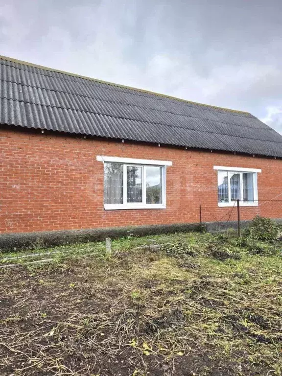 Дом в Калужская область, пос. Бабынино ул. Заводская, 18 (120 м) - Фото 1