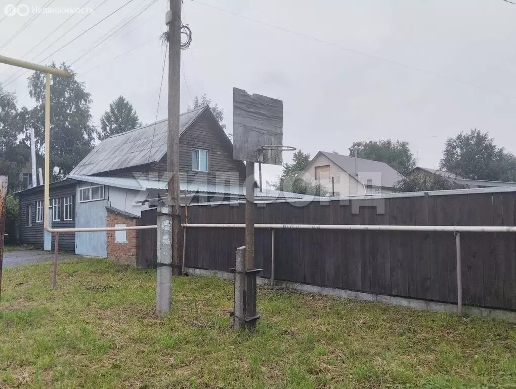 Дом в Новосибирск, улица Менжинского (80 м) - Фото 0