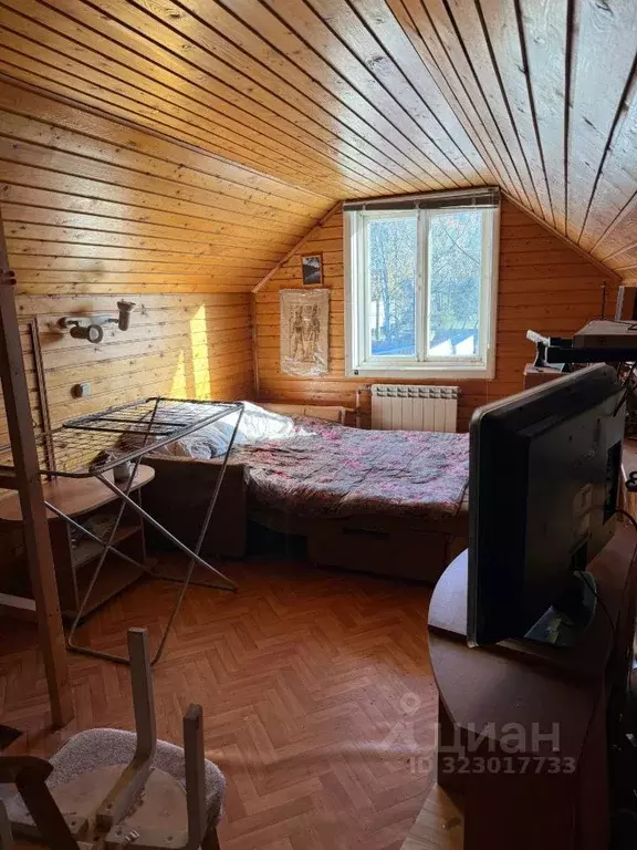 Комната Ленинградская область, Тосненский район, Ульяновское городское ... - Фото 1