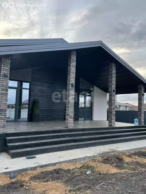 Дом в деревня Шмидтово, Азовская улица (200 м) - Фото 1