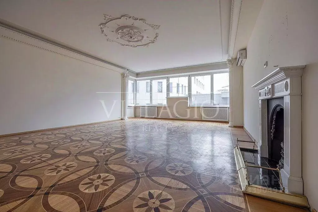 Квартира, 5 и более комнат, 240.8 м - Фото 1
