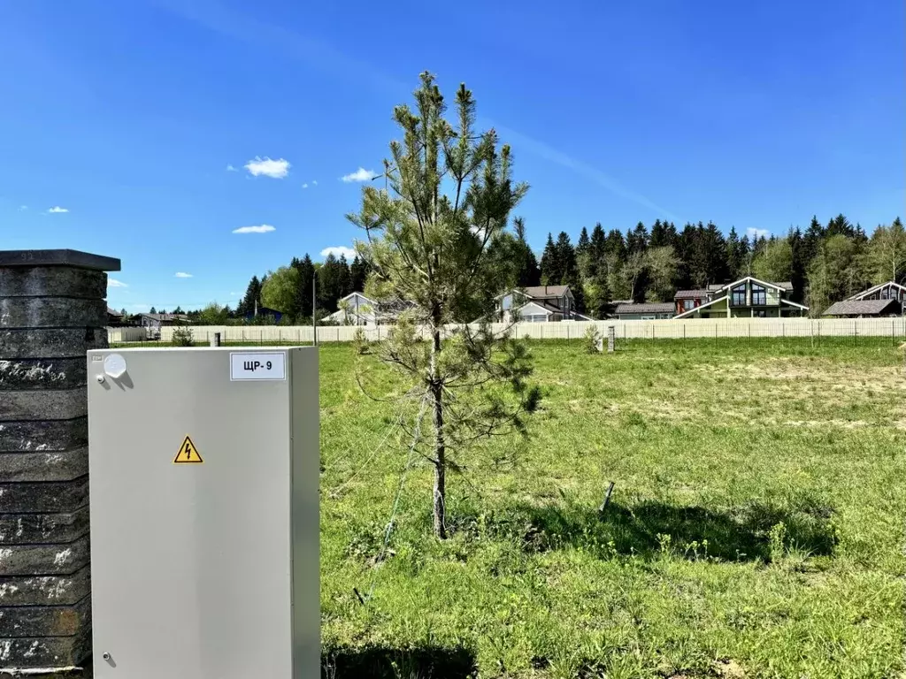 Участок в Московская область, Истра муниципальный округ, д. Ленино ул. ... - Фото 1