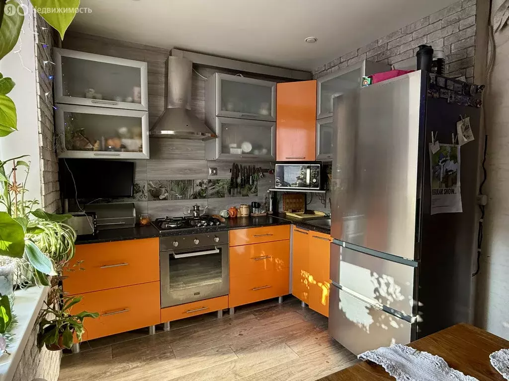 1-комнатная квартира: Саратов, улица имени К.Г. Уфимцева, 2 (37.7 м) - Фото 1