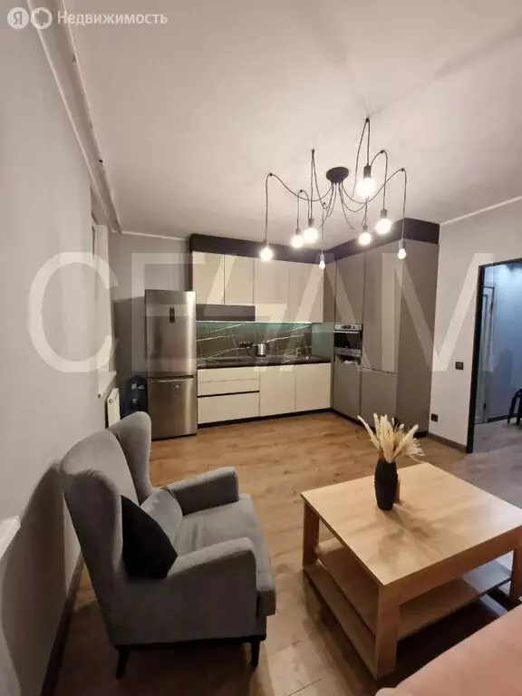 3-комнатная квартира: Екатеринбург, улица Блюхера, 97 (97.3 м) - Фото 2