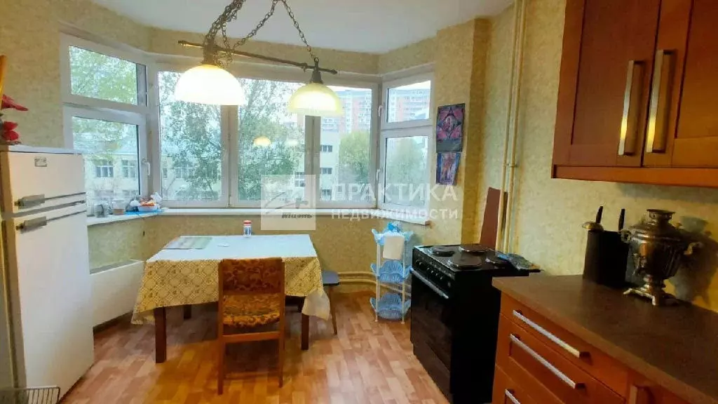 Продается 2-комнатная квартира - Фото 1