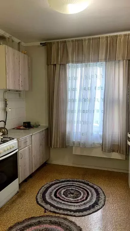 Комната Омская область, Омск ул. Крупской, 1 (10.4 м) - Фото 2