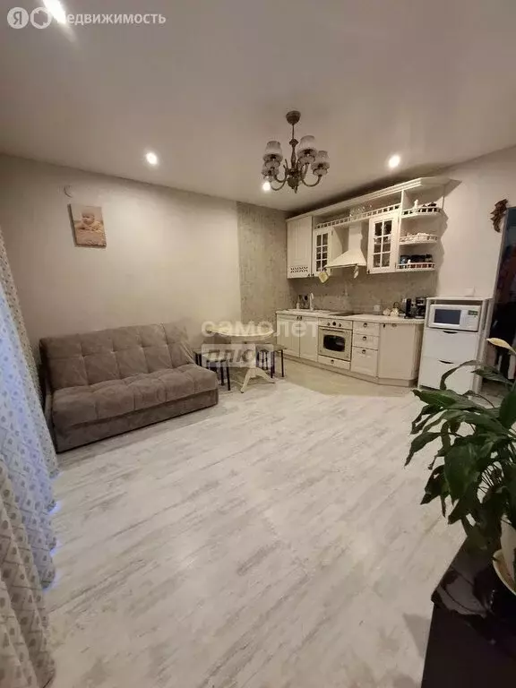 2-комнатная квартира: Пермь, улица Мира, 29 (50 м) - Фото 1
