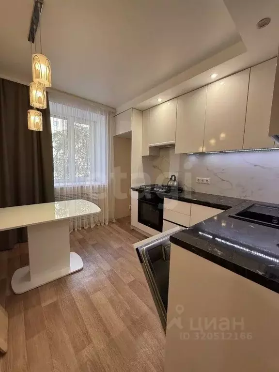 3-к кв. Татарстан, Казань ул. Хусаина Мавлютова, 46 (69.8 м) - Фото 0