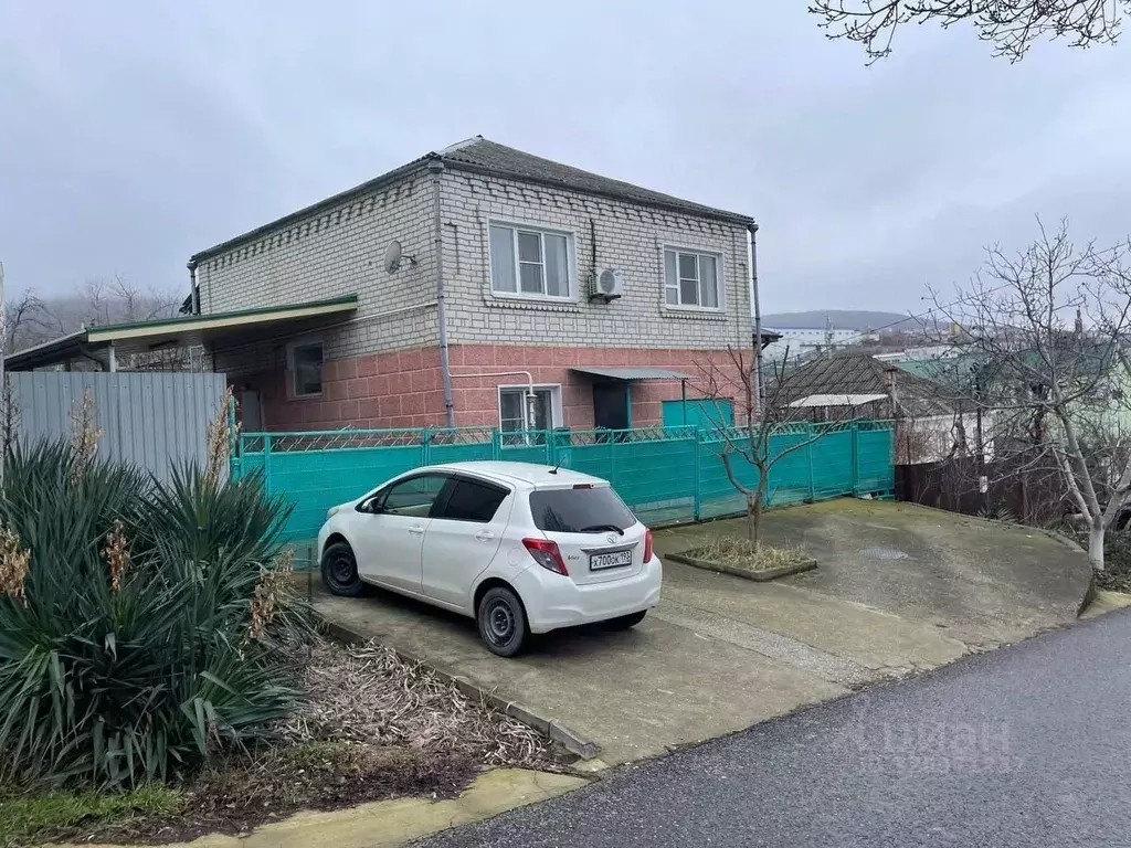 Дом в Краснодарский край, Новороссийск ул. Луначарского (162 м) - Фото 1