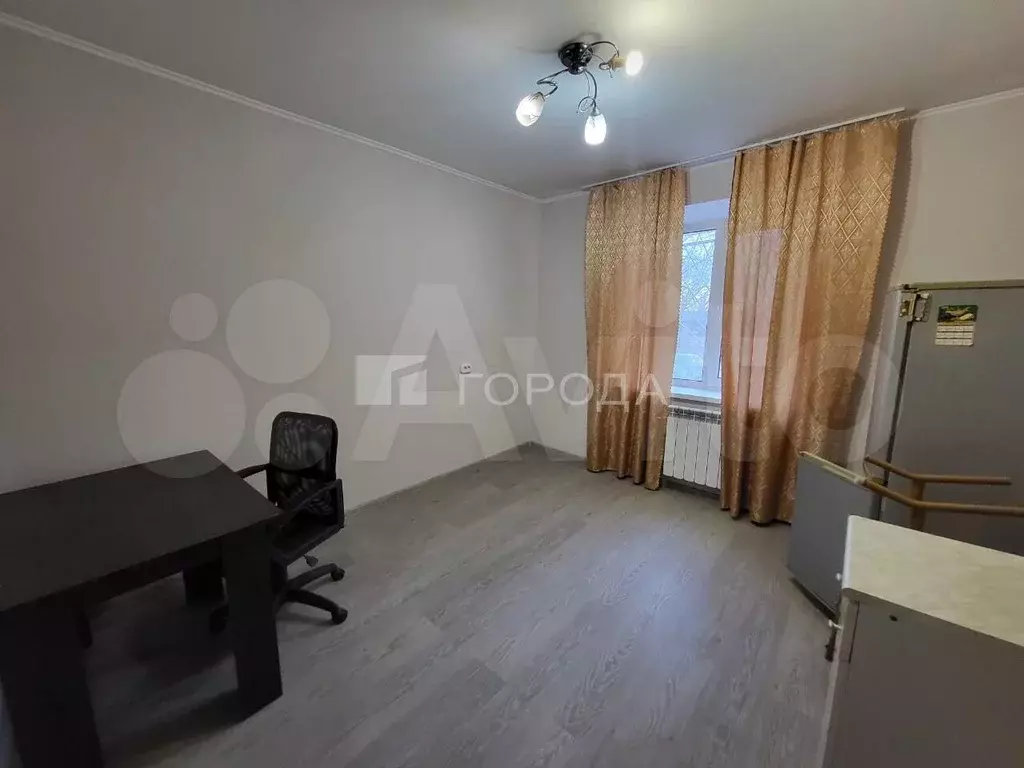 Комната 11,4 м в 1-к., 1/9 эт. - Фото 0