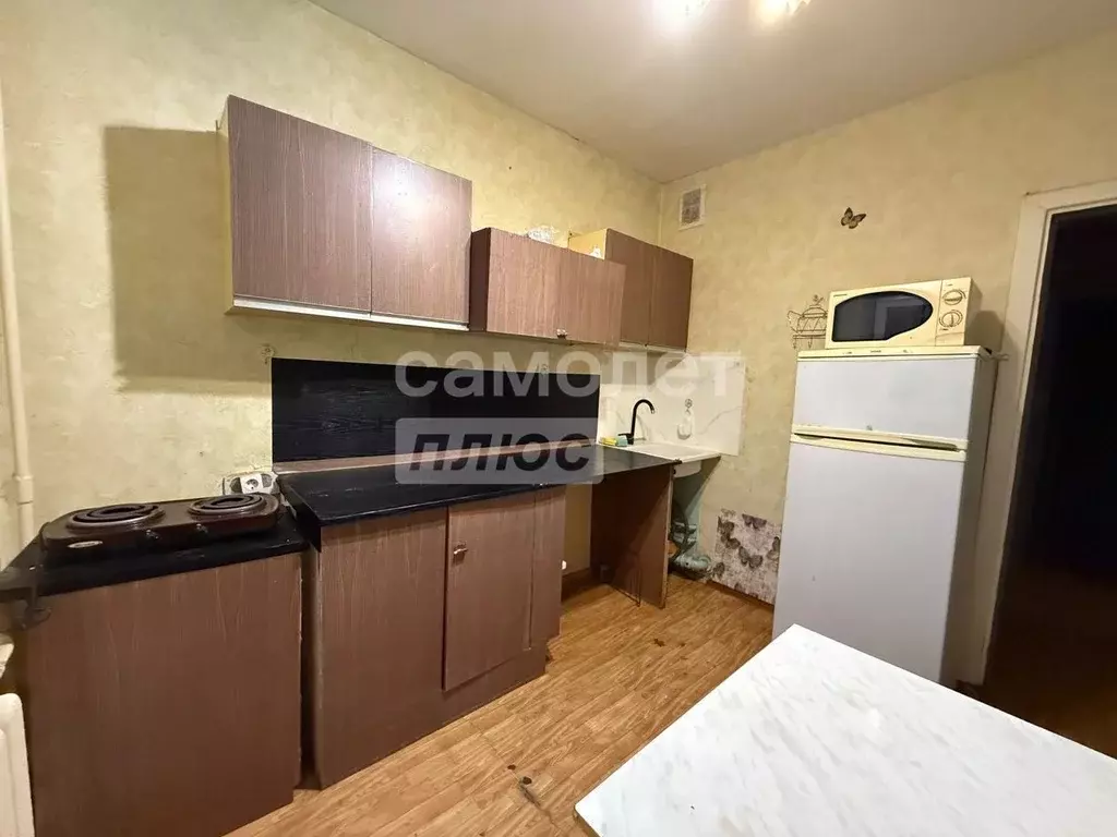 3-к кв. Челябинская область, Челябинск ул. Кузнецова, 6а (75.0 м) - Фото 2