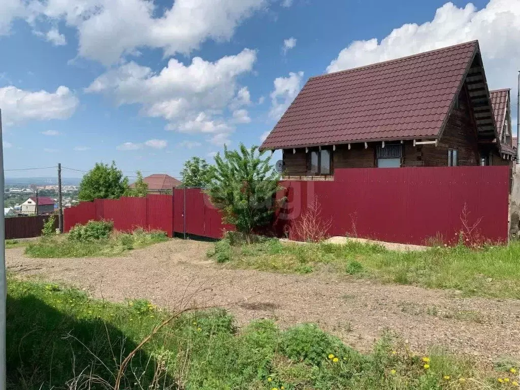 Дом в Красноярский край, Красноярск городской округ, Березовка пгт ул. ... - Фото 0