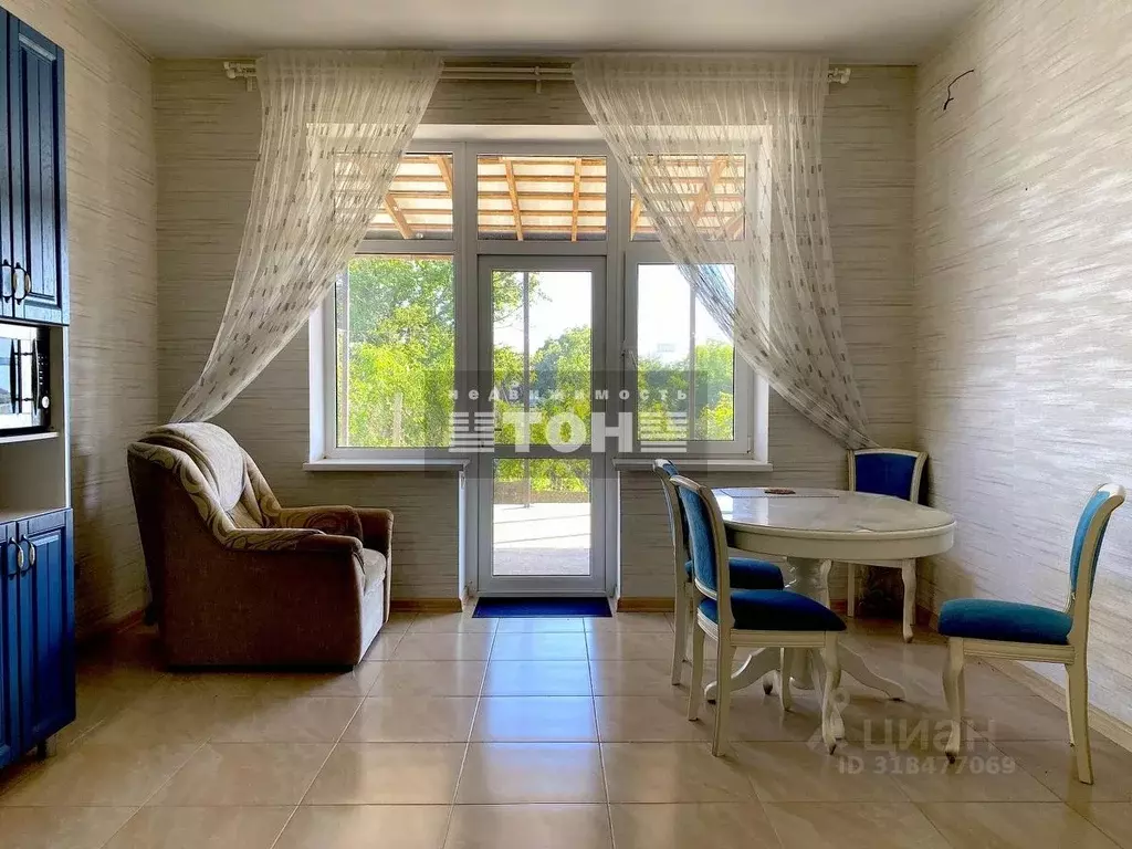 Коттедж в Краснодарский край, Темрюк Ветеран СТ, ул. Гвардейская (142 ... - Фото 1