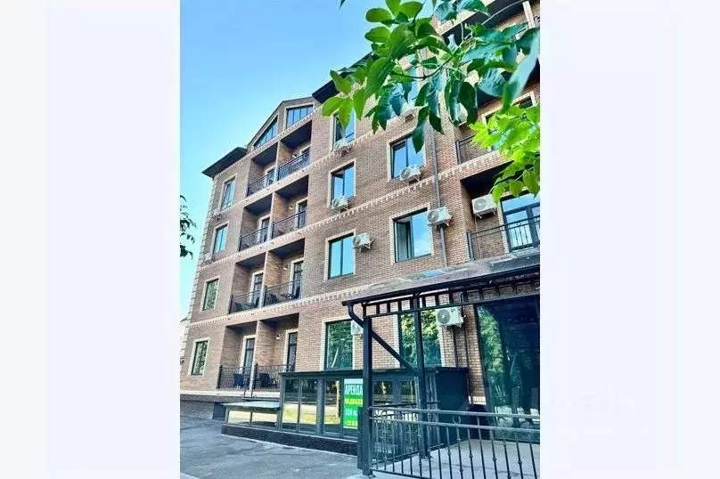 1-к кв. Ставропольский край, Ессентуки ул. Орджоникидзе, 97К1 (54.0 м) - Фото 0