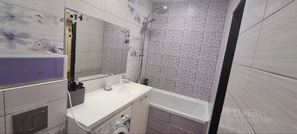 2-к кв. Карелия, Петрозаводск ул. Энтузиастов, 15 (49.9 м) - Фото 1