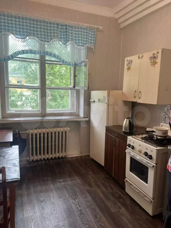 Комната 13,4 м в 3-к., 2/2 эт. - Фото 1