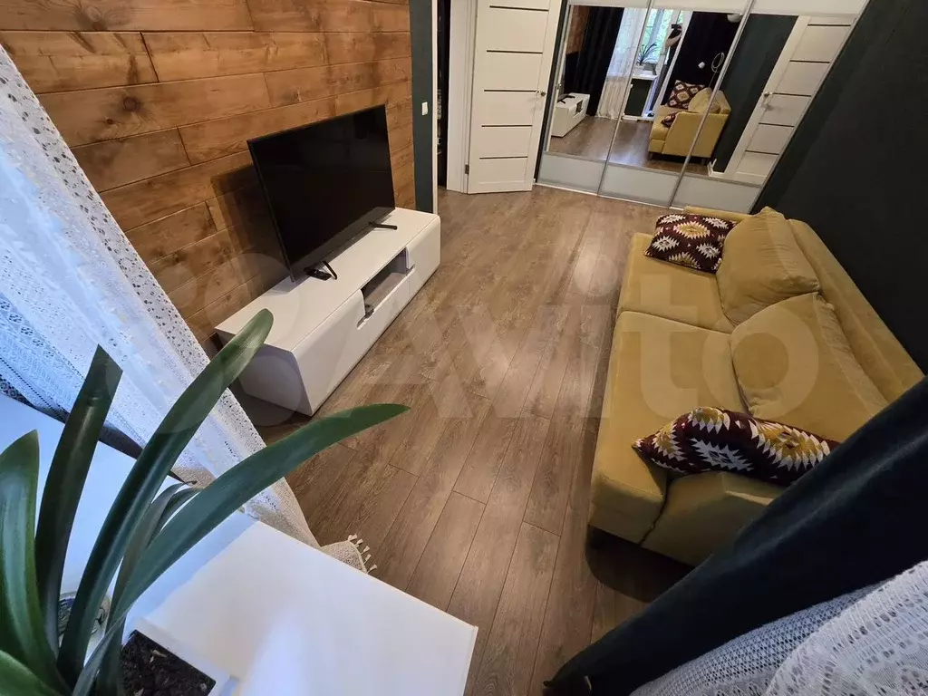 2-к. квартира, 60 м, 4/9 эт. - Фото 0
