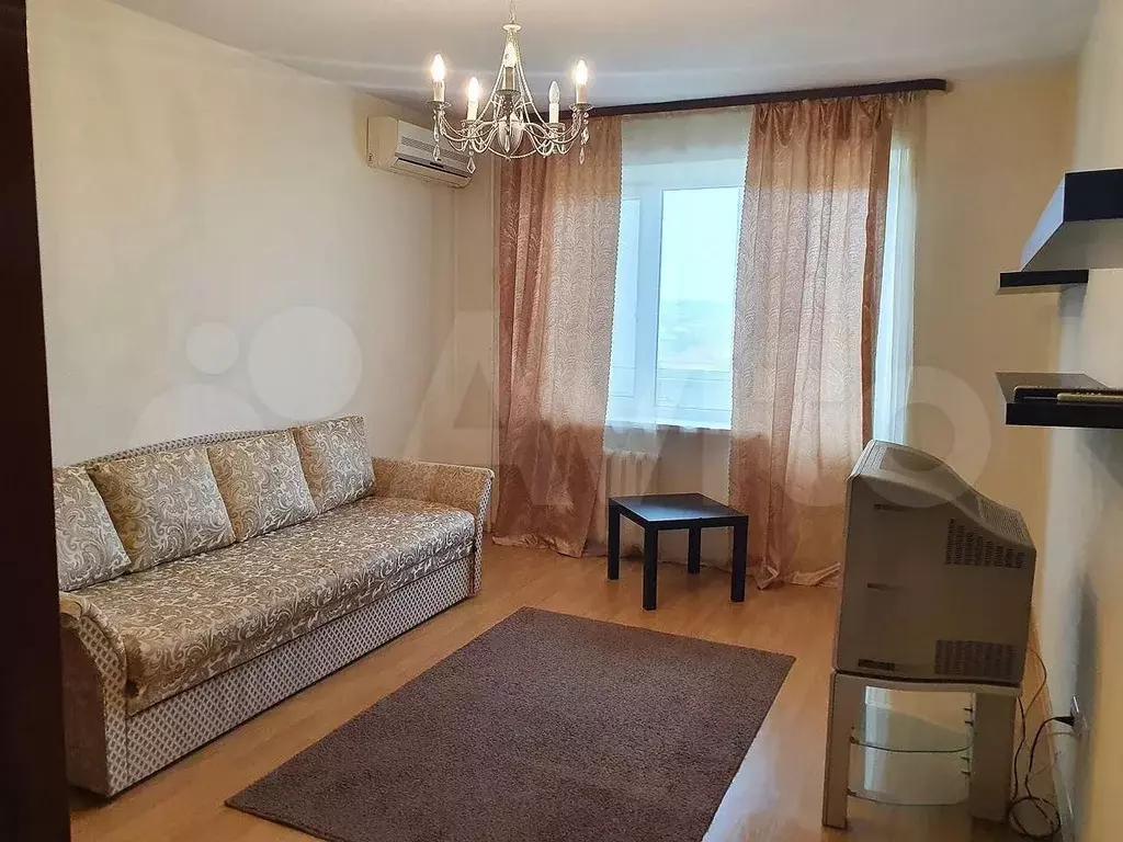 2-к. квартира, 55 м, 4/10 эт. - Фото 0