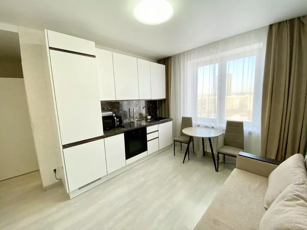 1-к кв. Новосибирская область, Новосибирск Светлановская ул., 52 (45.0 ... - Фото 1