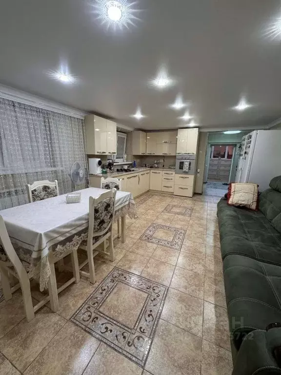 Дом в Кабардино-Балкария, Нальчик ул. Вологирова (200 м) - Фото 2