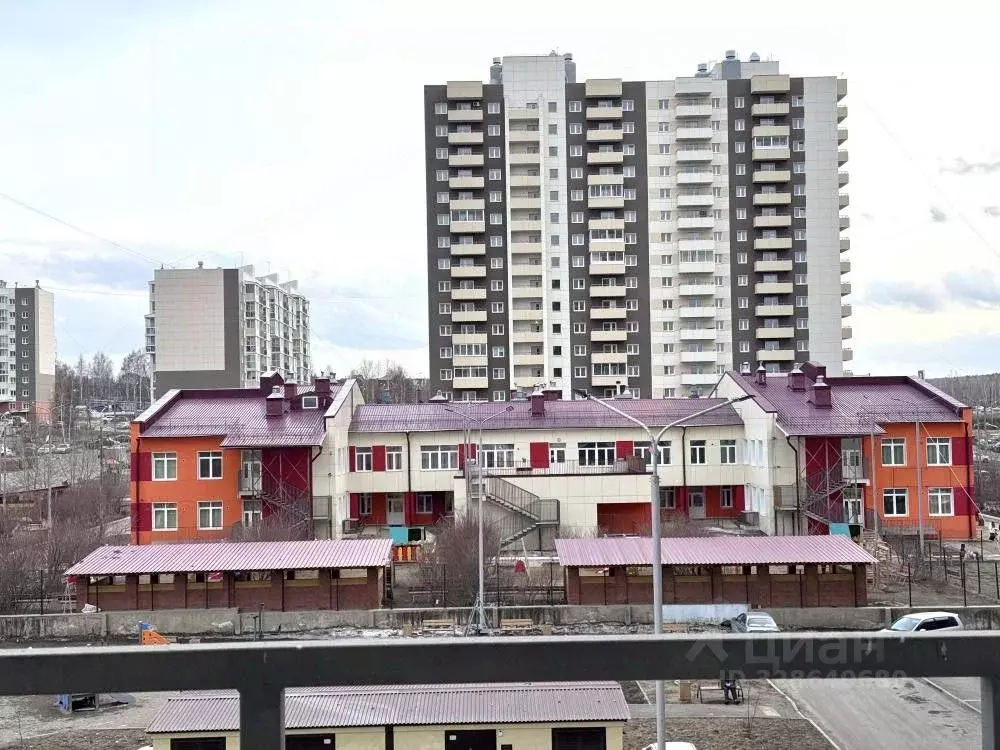 3-к кв. Иркутская область, Иркутск ул. Баумана, 265 (77.0 м) - Фото 1