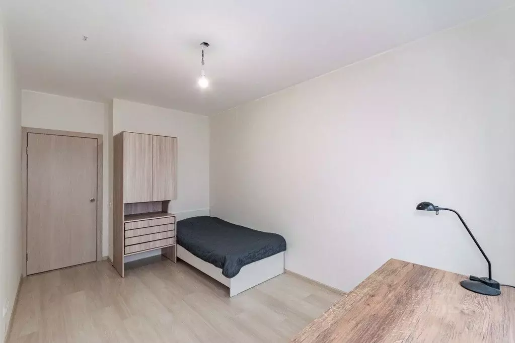 3-к кв. Свердловская область, Верхняя Пышма ул. Александра Козицына, 7 ... - Фото 1