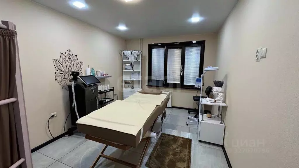 Офис в Камчатский край, Петропавловск-Камчатский ул. Савченко, 16/2 ... - Фото 1