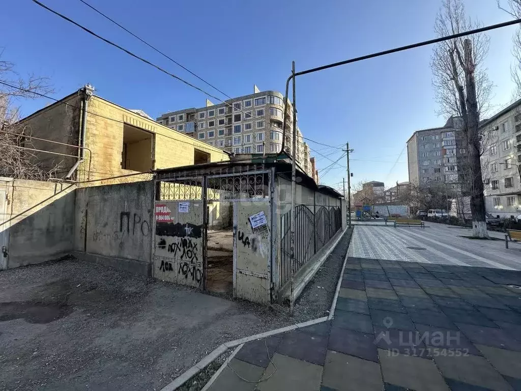 Участок в Дагестан, Махачкала ул. Абдулхакима Исмаилова, 21А/17 (1.8 ... - Фото 0