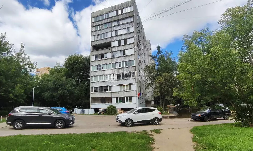 Продается 3-комнатная квартира - Фото 1