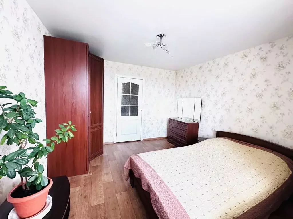 3-к кв. Татарстан, Казань ул. Серова, 13 (65.9 м) - Фото 1