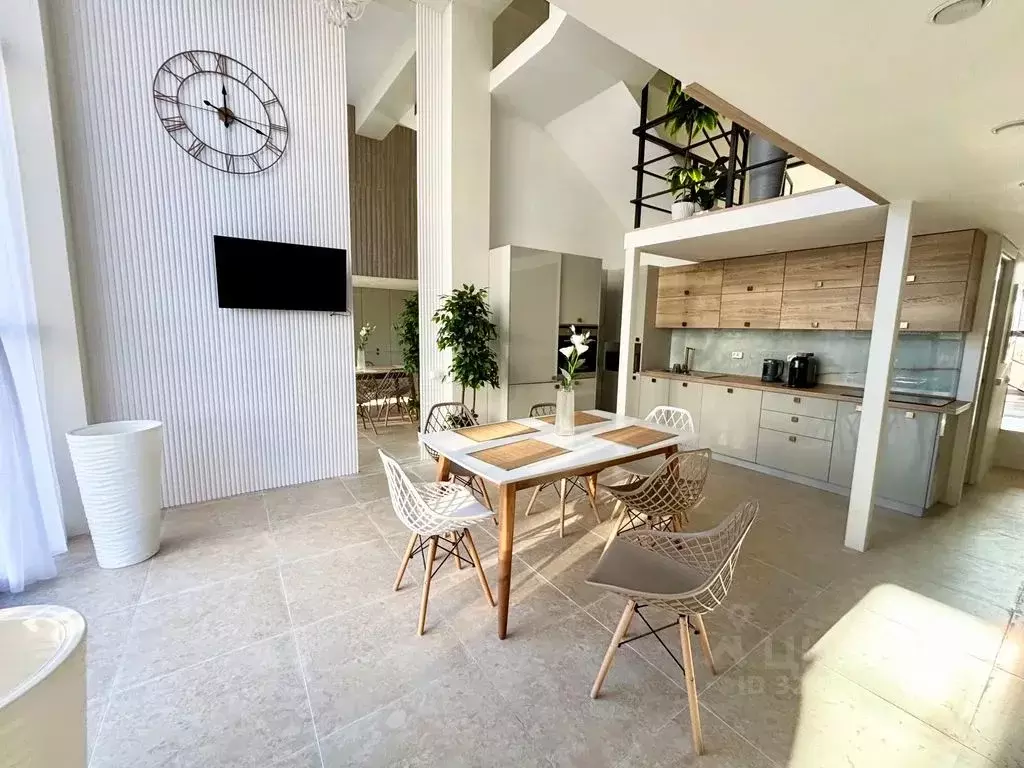 Дом в Краснодарский край, Сочи городской округ, с. Высокое  (300 м) - Фото 2