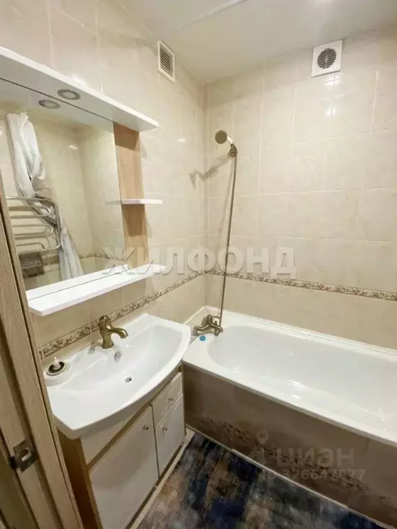 1-к кв. Новосибирская область, Новосибирск ул. Марата, 1 (34.0 м) - Фото 1