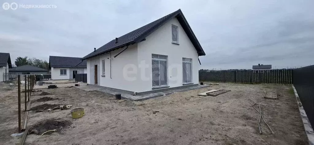 Дом в Калининградская область, Гурьевский муниципальный округ, посёлок ... - Фото 1