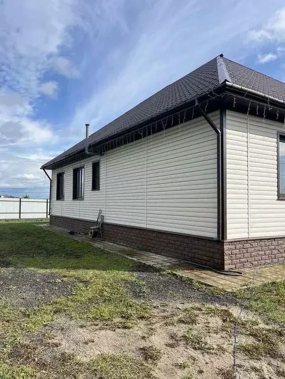 Дом в Белгородская область, Старый Оскол ул. Михайловская (130 м) - Фото 0